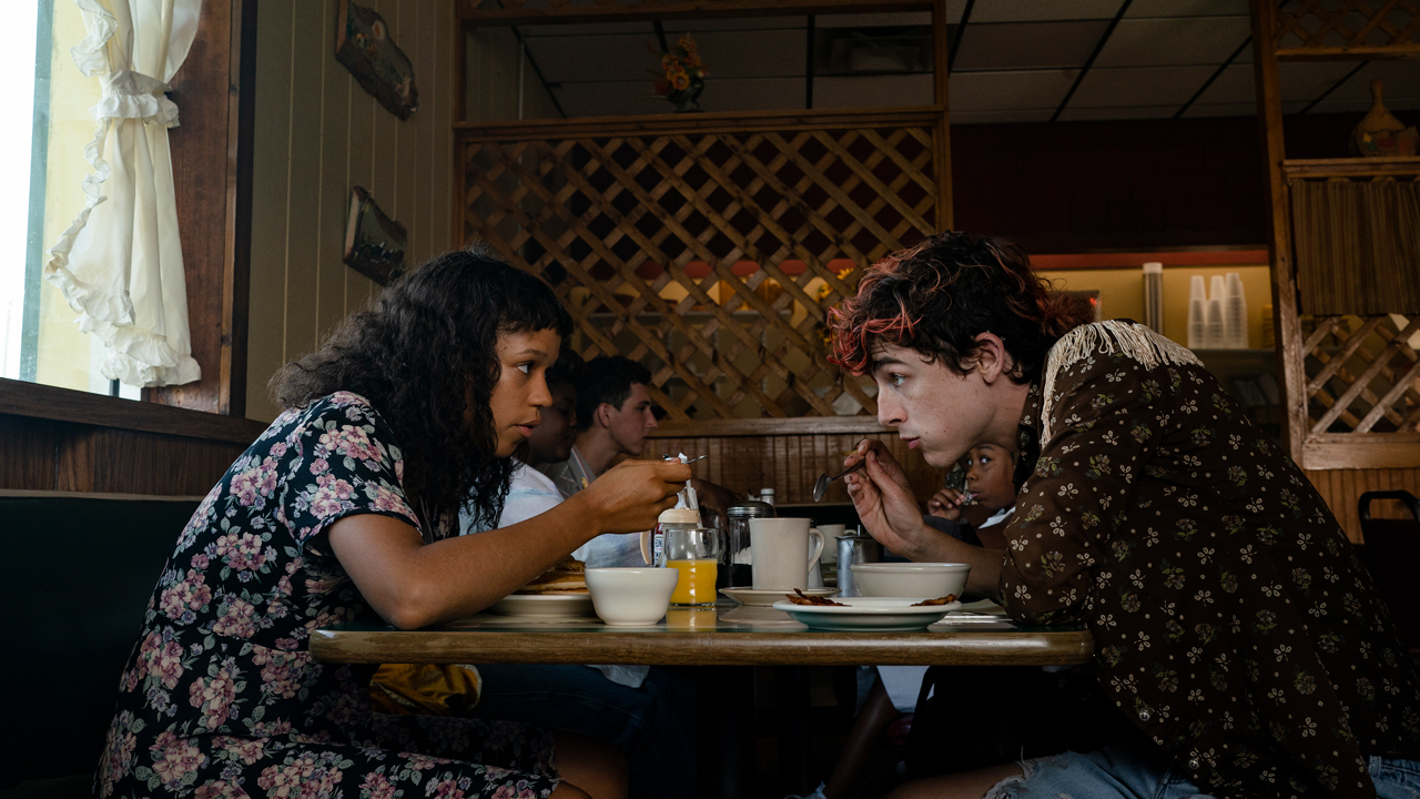 Watch Timothee Chalamet and Taylor Russell in 'Bones and All