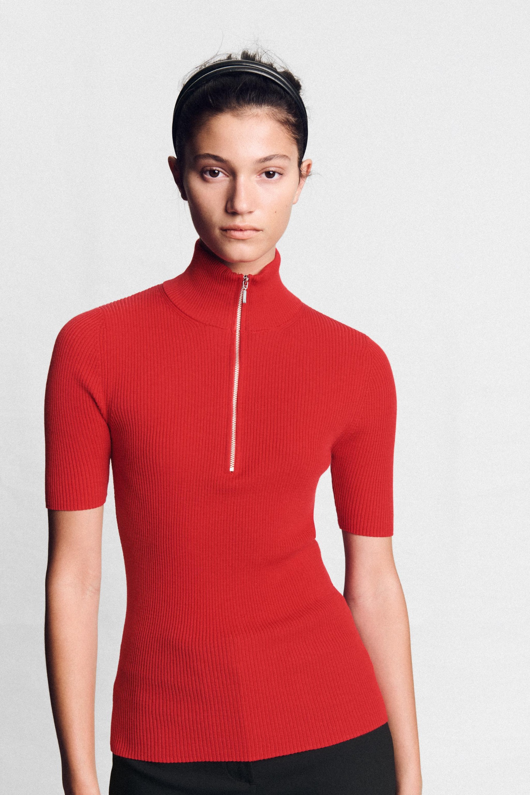 Fitted Ribbed Knit Top - Red - S