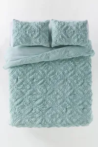 Anthropologie Everly Cotton Floral Manipulated Quilt (Queen) Anthropologie Everly Cotton Floral Manipulated Quilt (Queen)