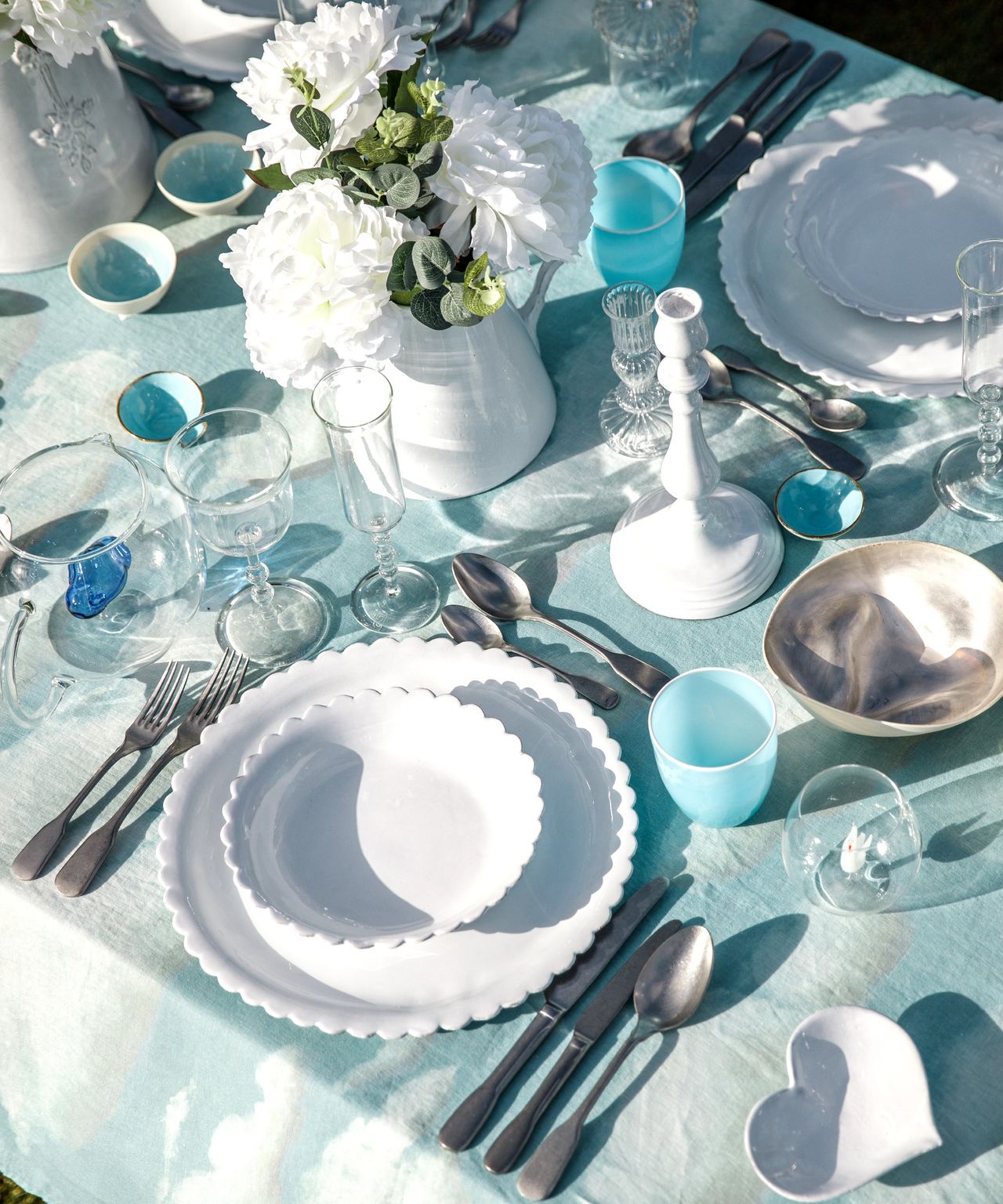 What are the rules for a table centerpiece? | Homes and Gardens