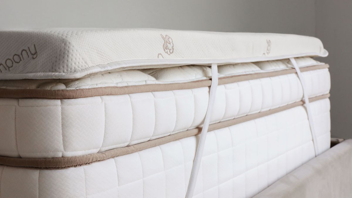 Which Saatva mattress topper should I buy? All the different options