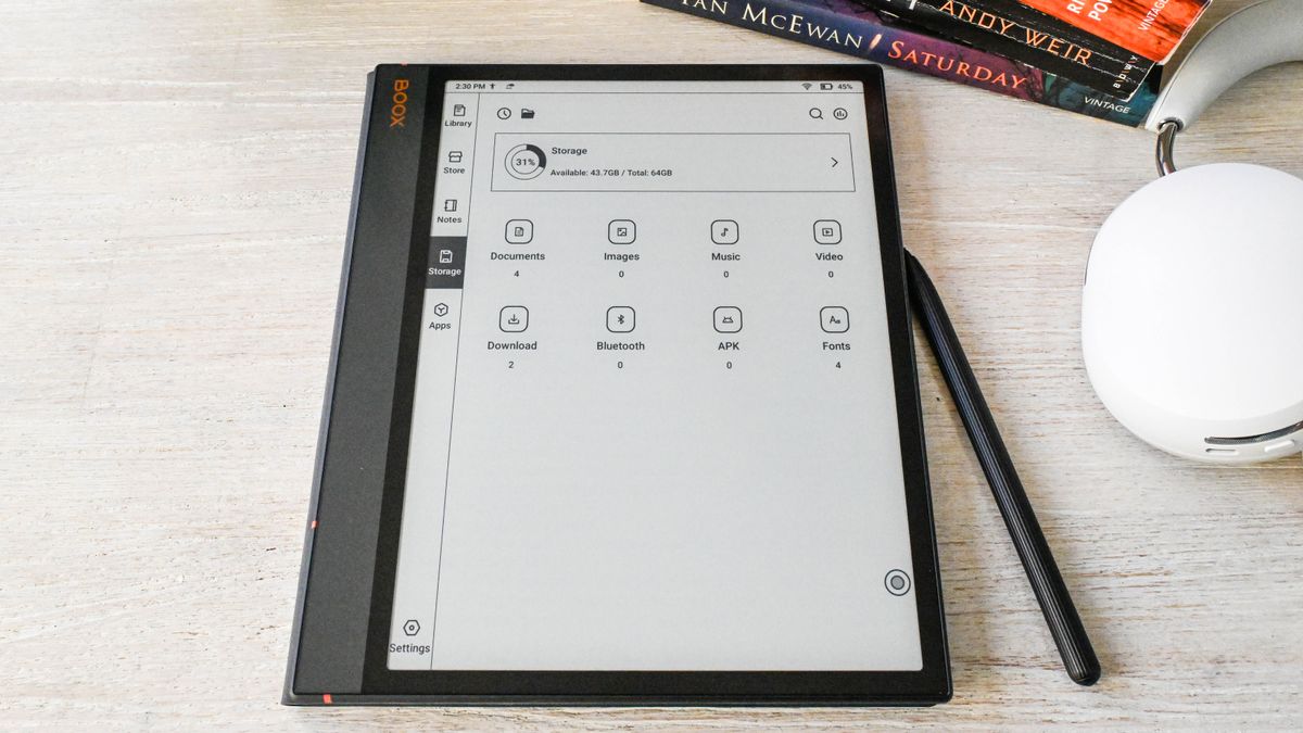 The folders within the Storage pane of the Onyx Boox Note Air 3