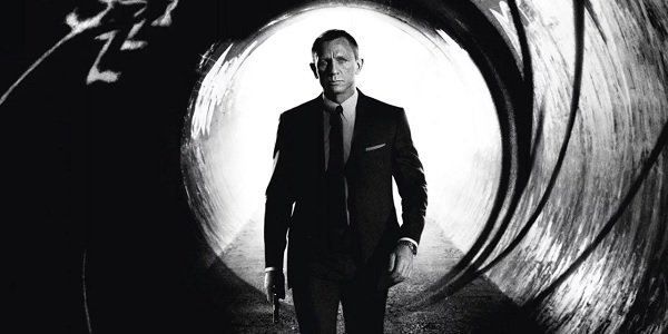 Skyfall Daniel Craig James Bond standing inside the gun barrel