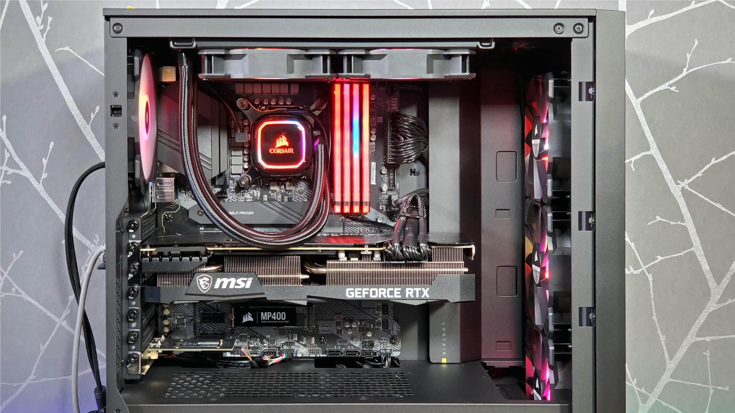 Corsair Vengeance I7200 Review: Colorful, Competent Power 