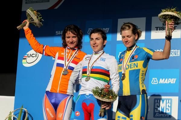 The place getters on the podium.