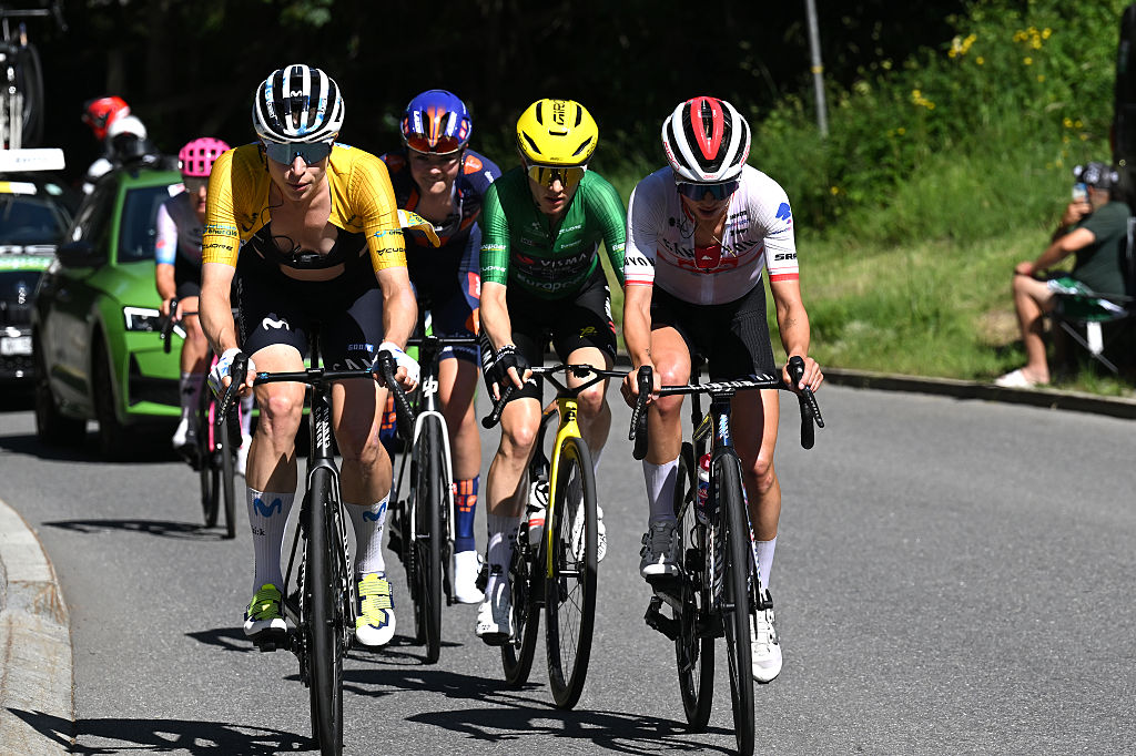 VILLARS-SUR-OLLON, SWITZERLAND - JUNE 21: (L-R) Marlen Reusser of Switzerland and Team Movistar - Yellow Leader Jersey, Femke de Vries of Netherlands and Team Visma | Lease a Bike - Green Queen of the Mountain Jersey and and Kasia Niewiadoma of Poland and Team CANYON//SRAM zondacrypto compete in the breakaway during the 10th Tour de Suisse Women 2026, Stage 5 a 100.4km stage from Villars-sur-Ollon to Villars-sur-Ollon 1249m / #UCIWT / on June 21, 2026 in Villars-sur-Ollon, Switzerland. (Photo by Tim de Waele/Getty Images)