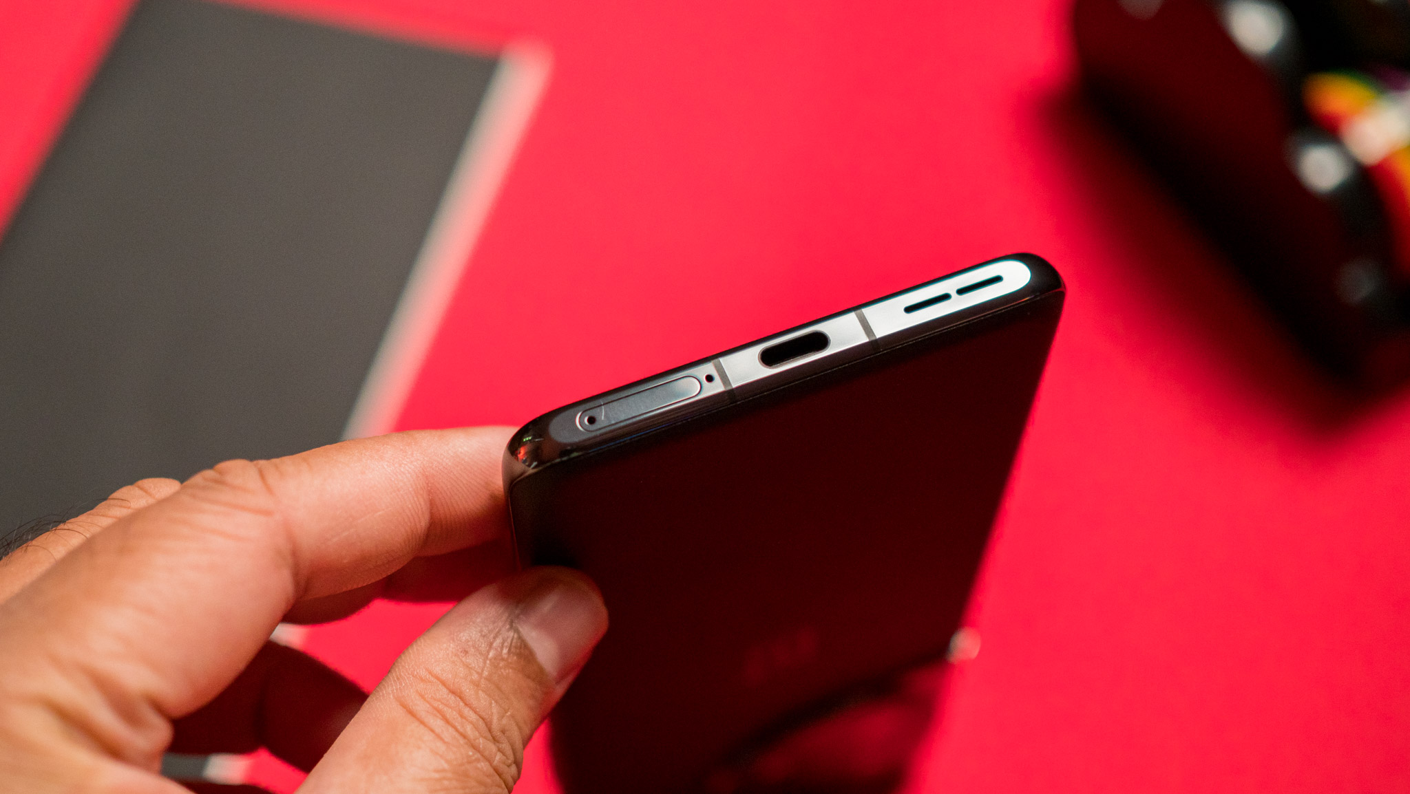 OnePlus 12 specs, return of wireless charging confirmed