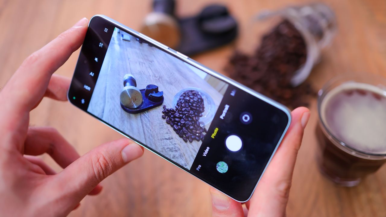 Photo or render of Xiaomi 12 Lite in green