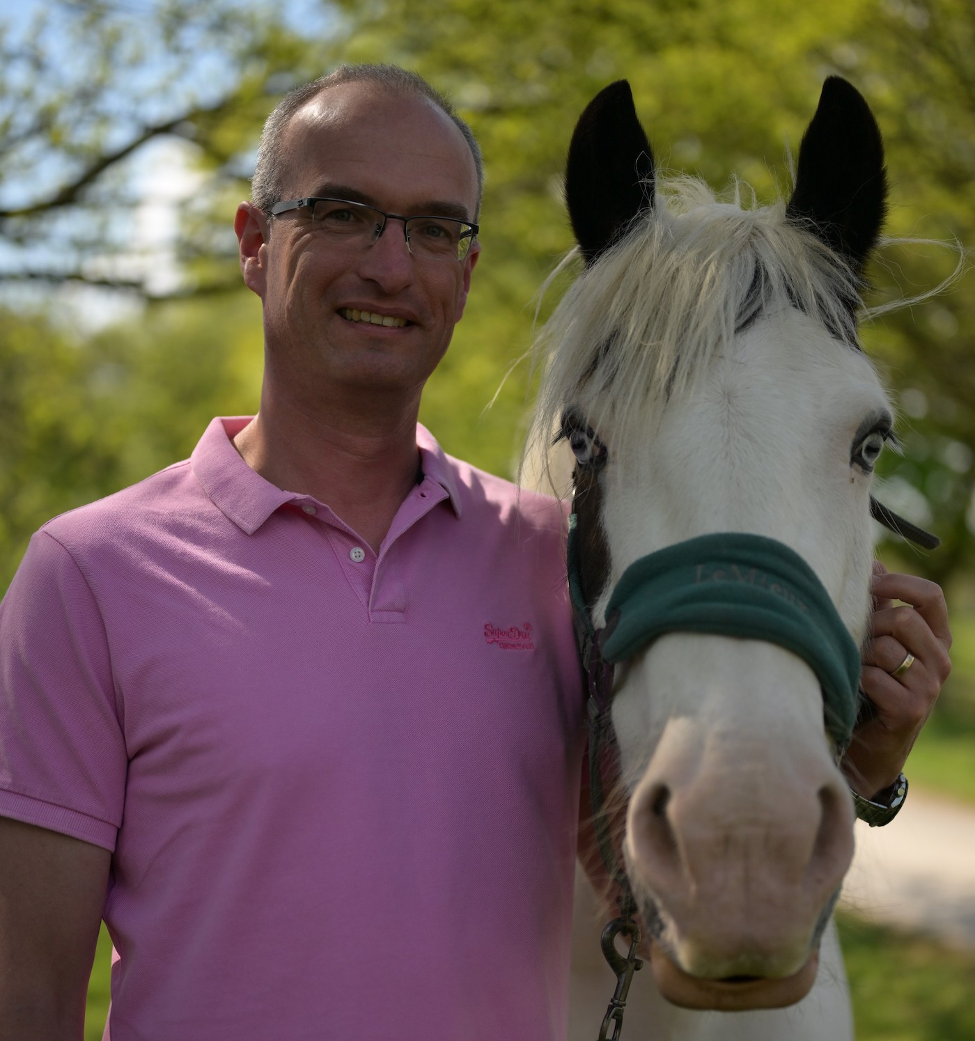 Jonathan Cleaver rights ok strangles story