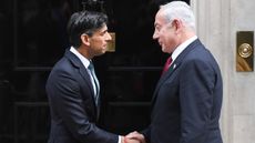Rishi Sunak shakes hands with Benjamin Netanyahu