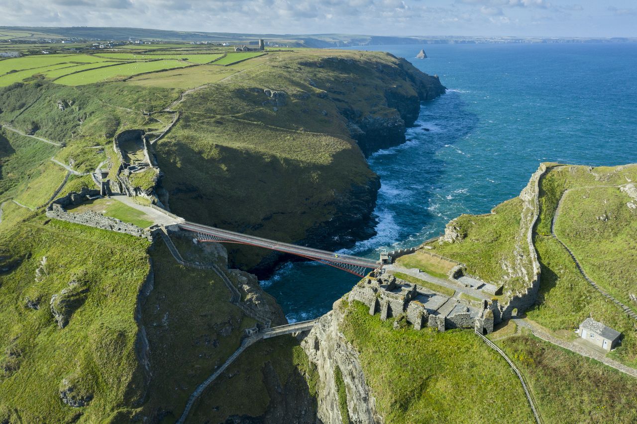 Tintagel bridge by David Levene