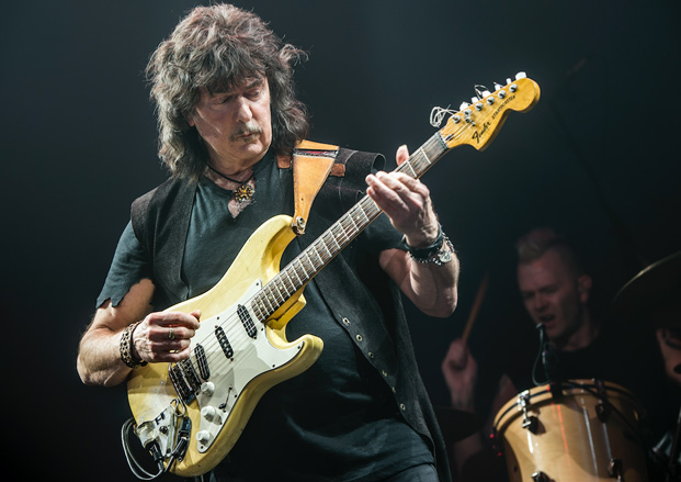 Ritchie Blackmore's Rainbow Play Deep Purple's 