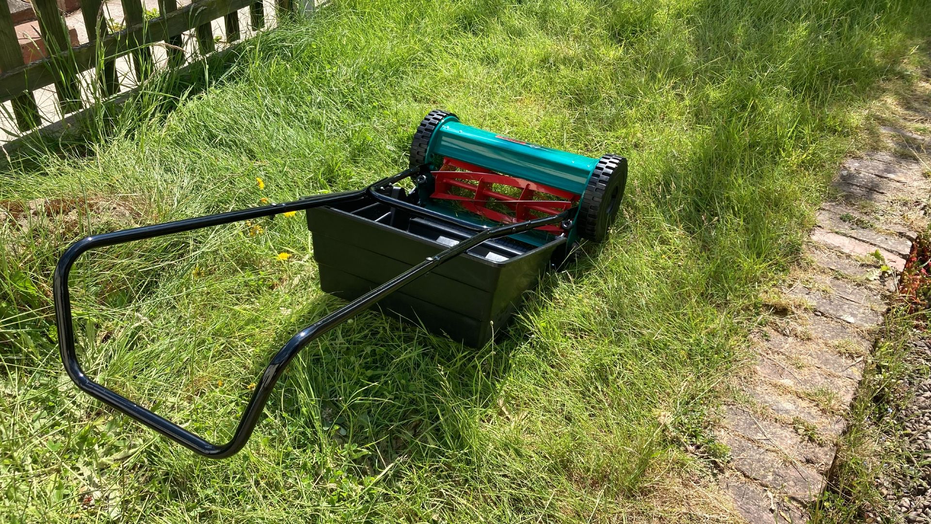 Is it worth getting a manual lawn mower? I put one to the test Ideal Home