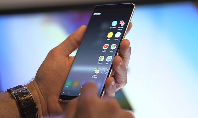 the note 8
