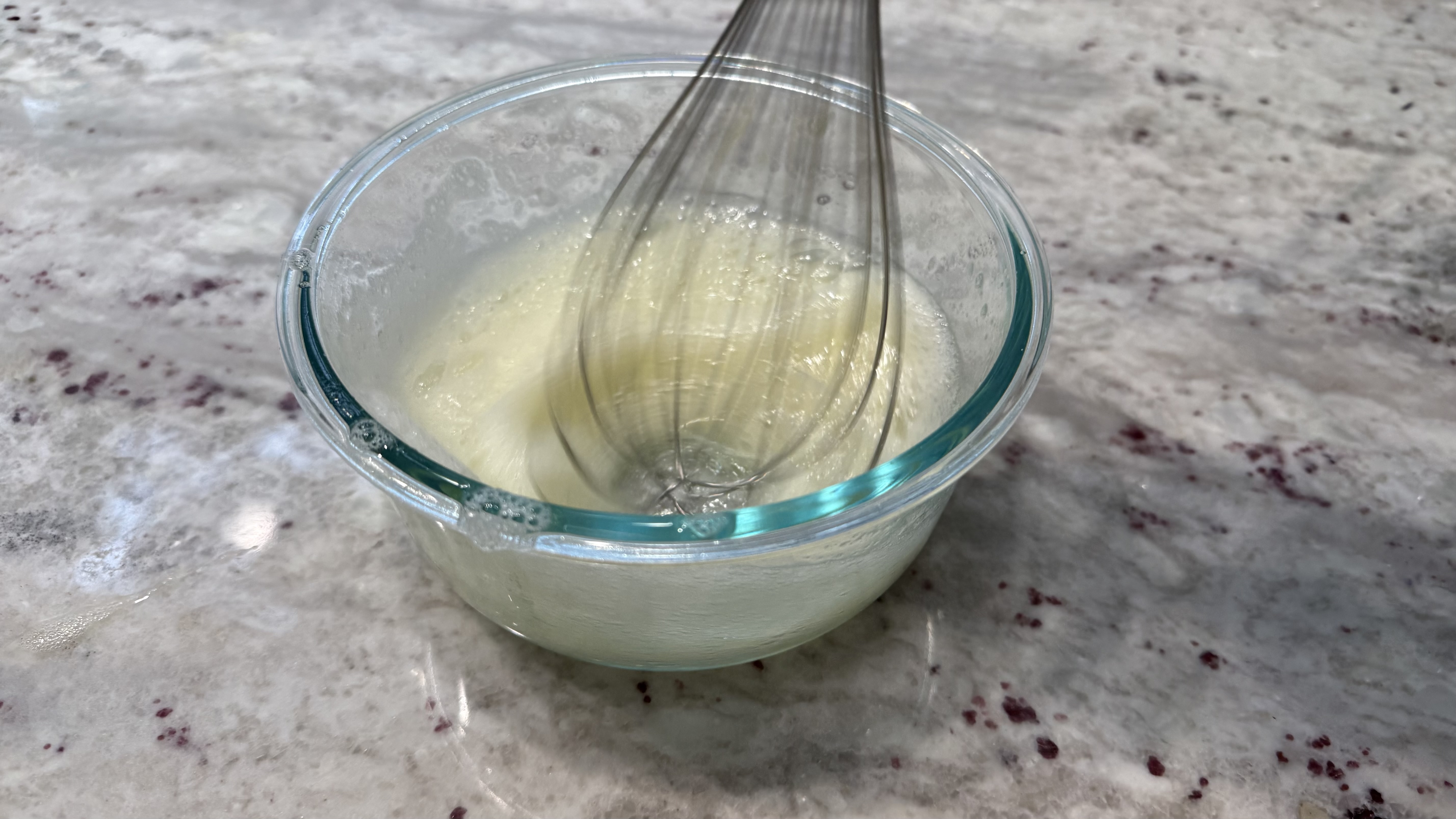 خلاط نينجا باور ديو مع مخفقة لخفق بياض البيض