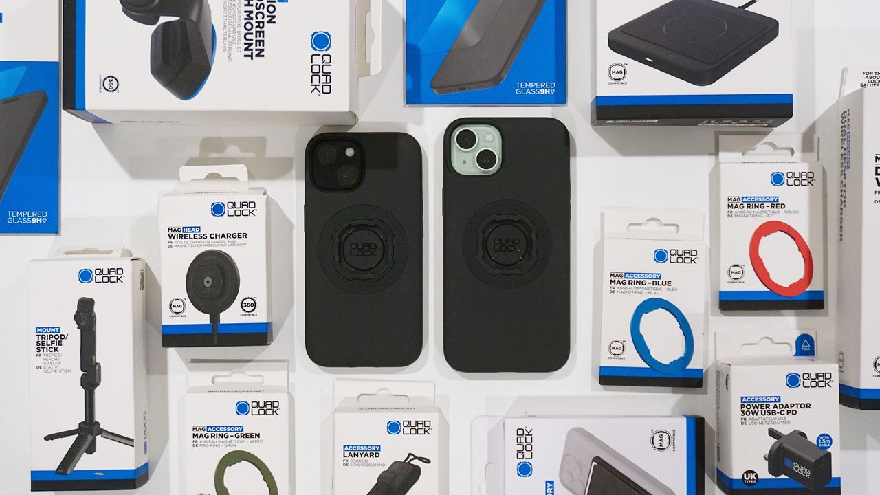 Quad Lock iPhone 15 case and accessories straight