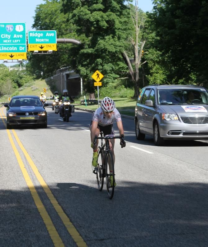 Aimee Layton (CRCA/CityMD Racing) has a mechanical forcing her to hope for next year