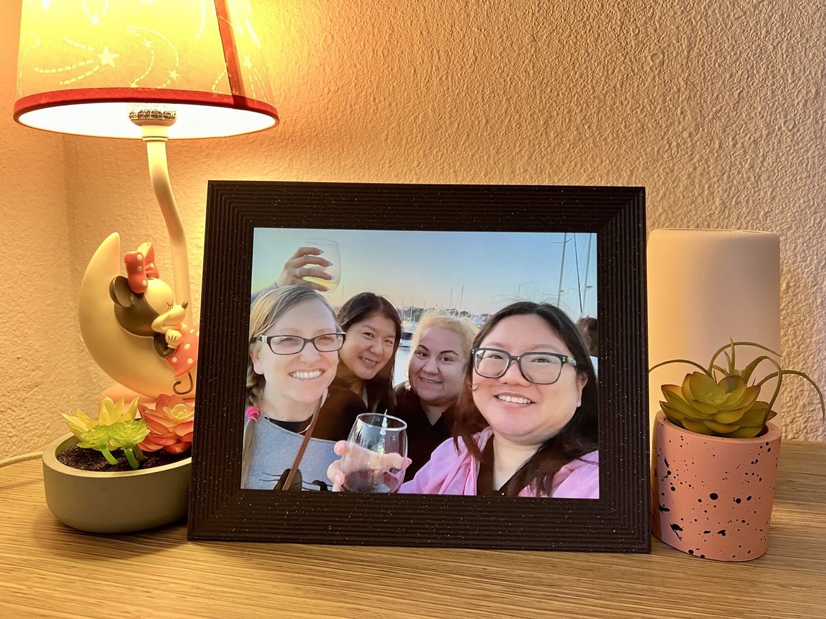 Aura Mason Luxe Frame Pebble Landscape Selfie
