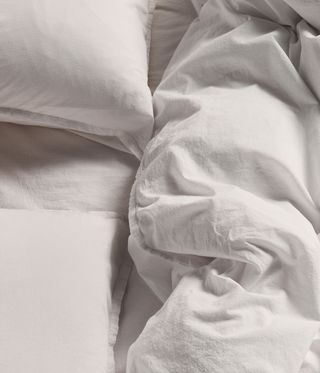 white bedding by John Pawson