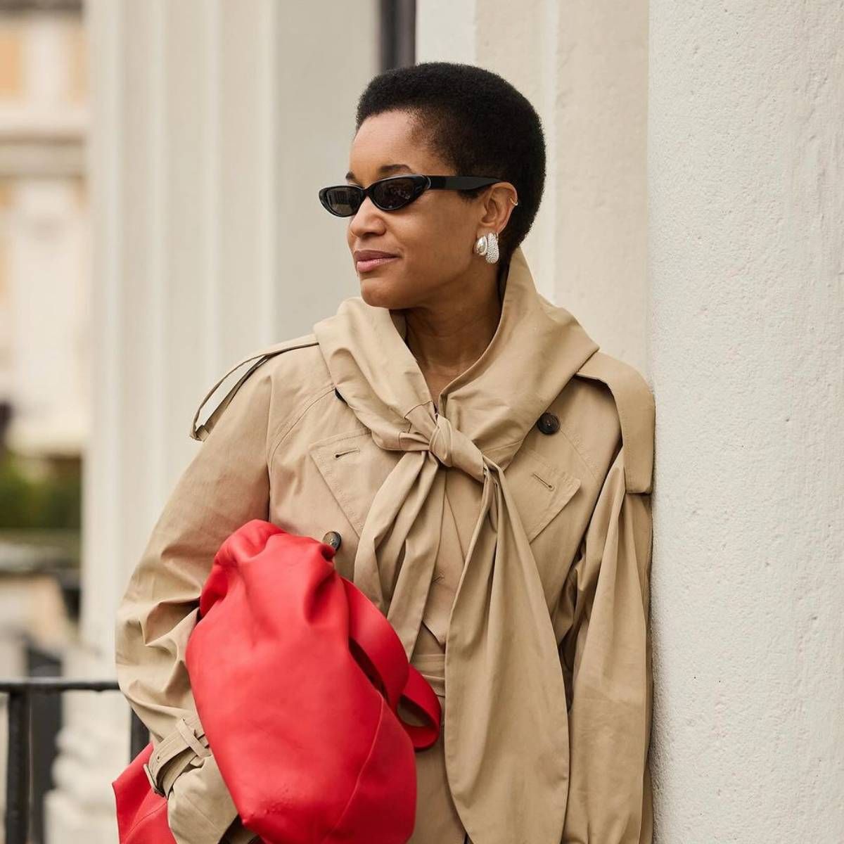 I’ve Been A Stylist For Over 10 Years—These 7 Colours Always Look Chic With Red