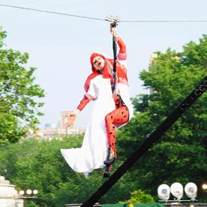 lady gag on a zipline