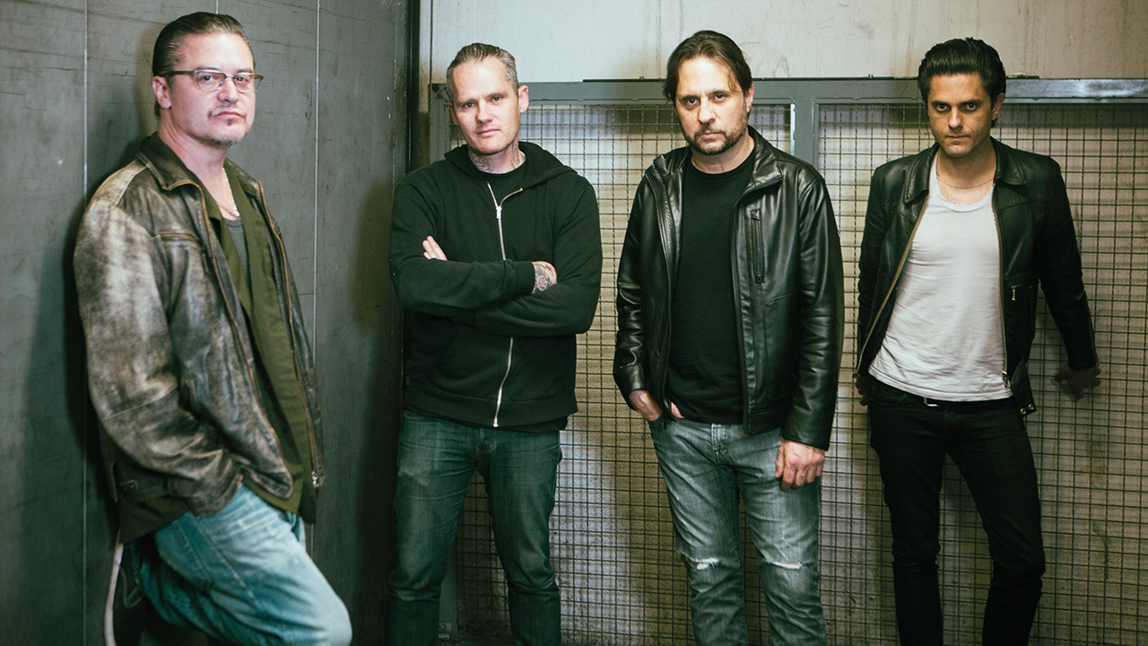 a dead cross press shot