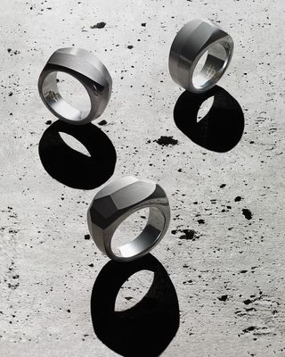 Rings are made of platinum, palladium and silver.