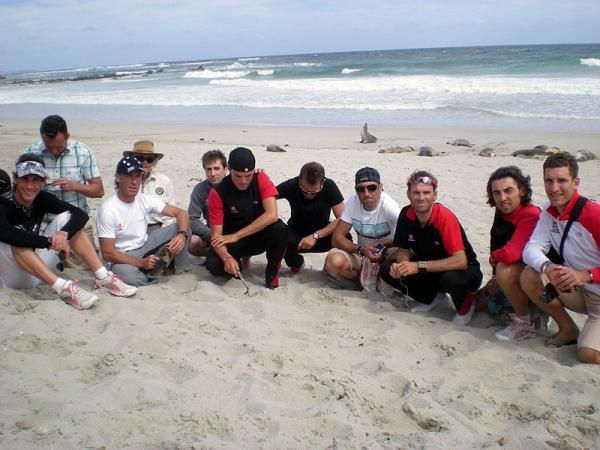 The Caisse d'Epargne team went to the beach before work at the Santos Tour Down Under.