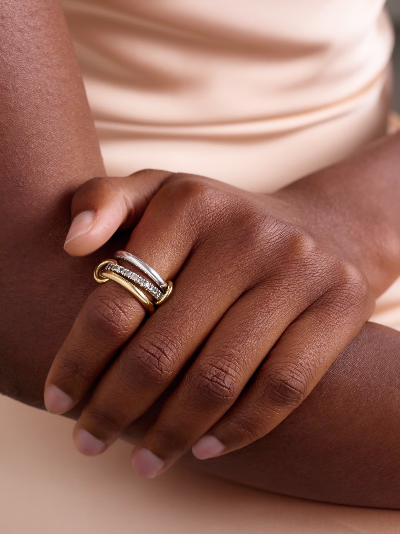 Libra Petite 18-Karat Gold Diamond Rings