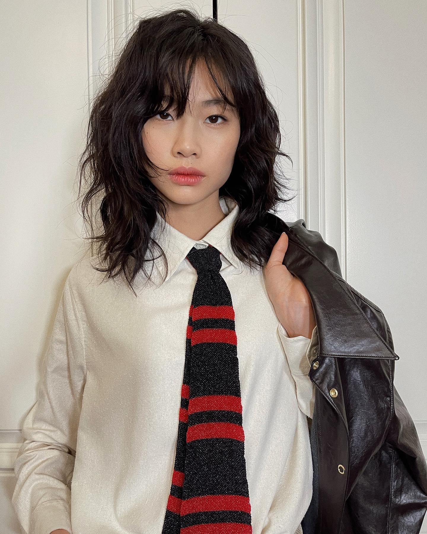 Hoyeon with shag haircut