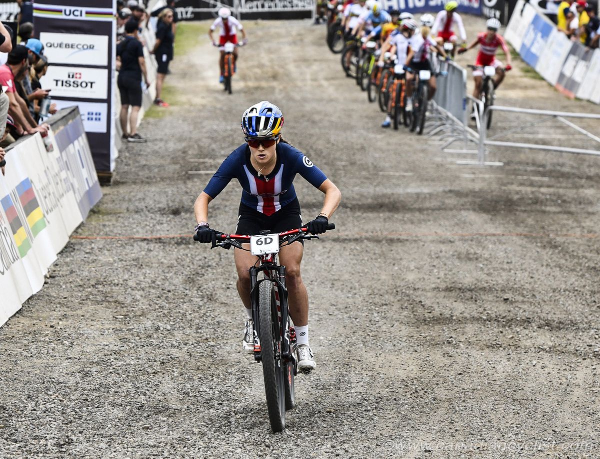 USA's Kate Courtney setting out in 2nd place