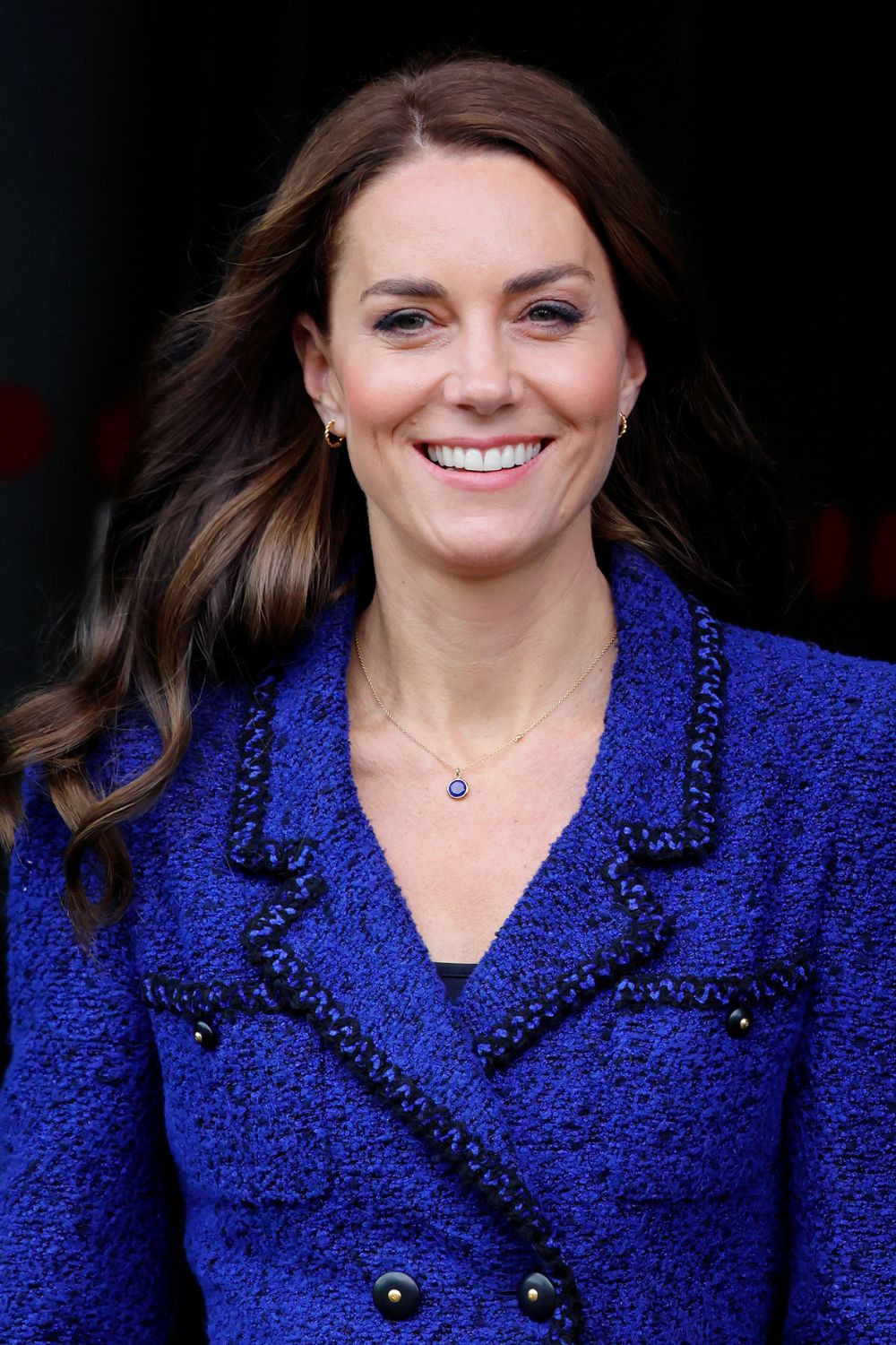 Kate Middleton wearing Astley Clarke Gold Stilla Lapis Pendant Necklace