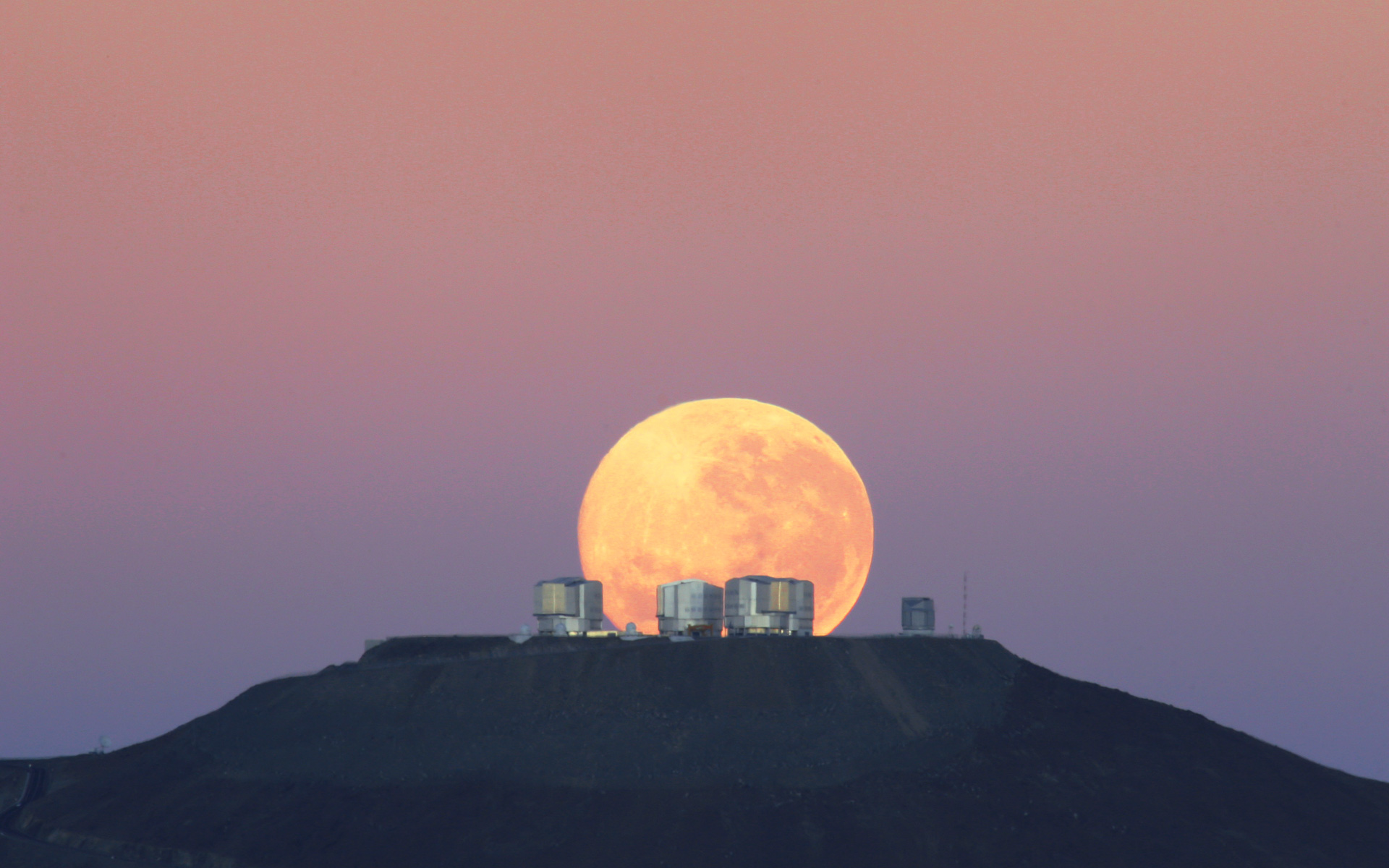 Dramatic Moonset on Cerro Paranal