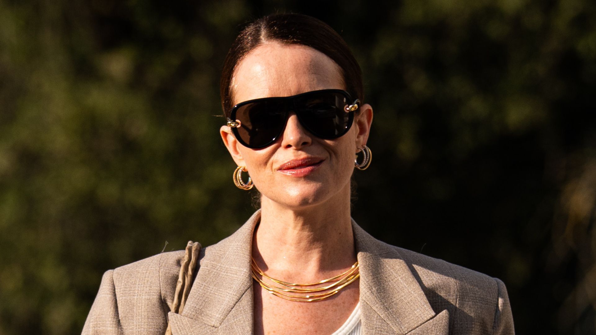 Claire Foy is proof that jeans and a blazer always look chic