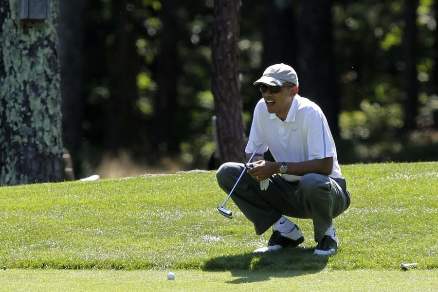 Democrats think President Obama was &amp;#039;tone-deaf&amp;#039; to go golfing after Foley announcement