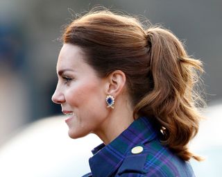 Kate Middleton wears a high ponytail hairstyle