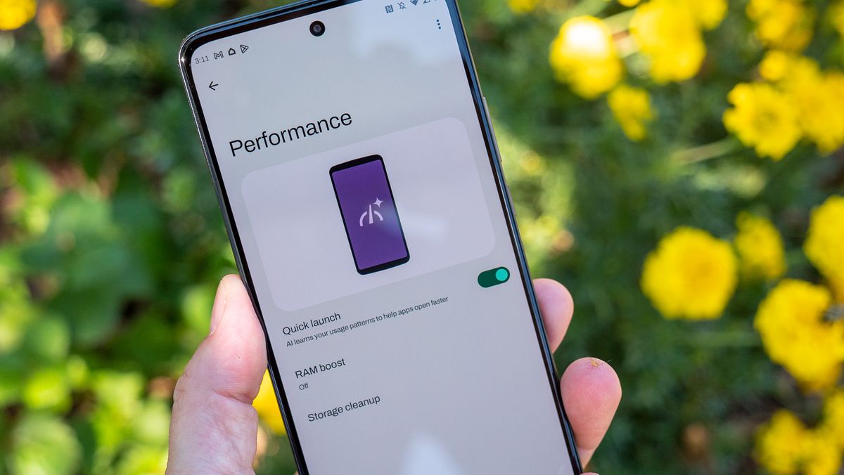Performance options on the Motorola Edge (2022)