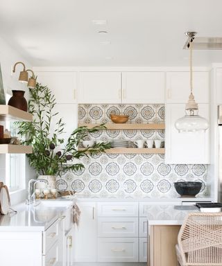 coastal farmhouse neutral kitchen with natural woven details
