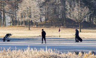 Golf in winter