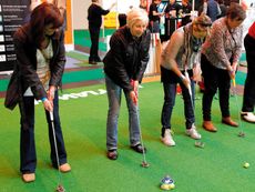Ladies go free to the London Golf Show