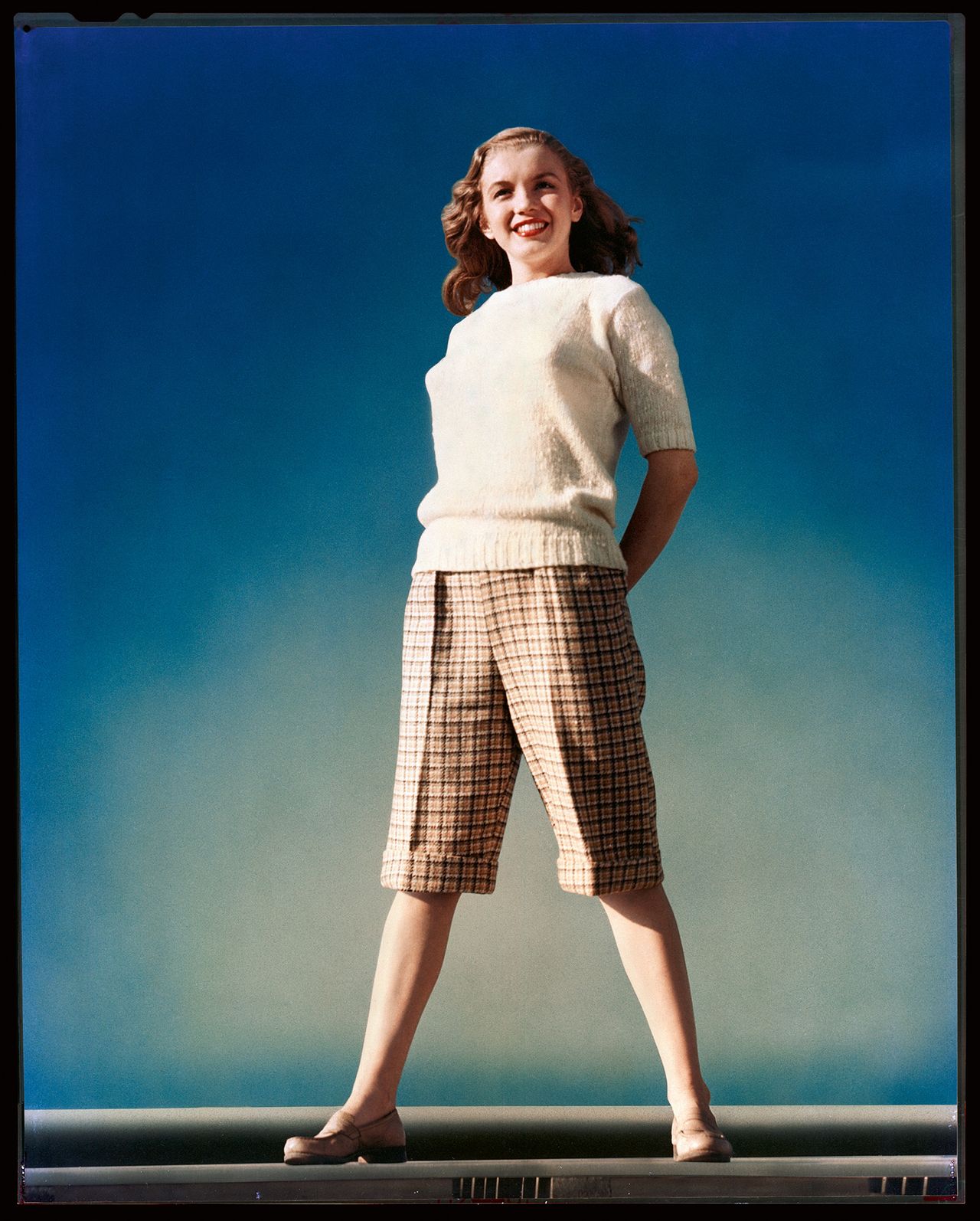 One of Joseph Jasgur&rsquo;s shots of a young Norma Jeane for her first modelling portfolio, 1946.
