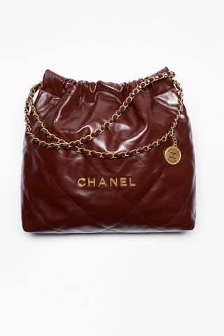 Chanel 22 Handbag