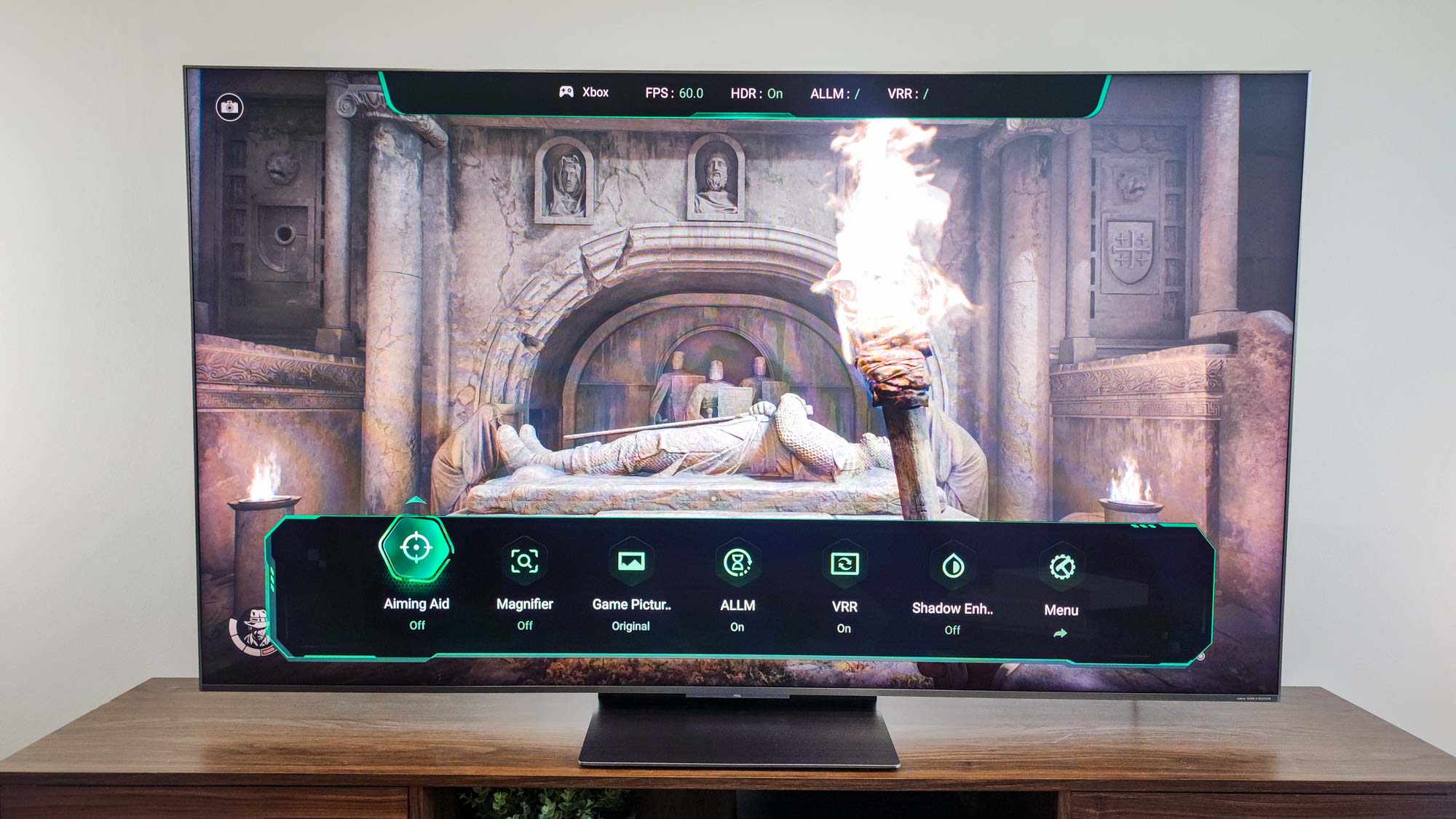 The gaming bar on a TCL QM8K QD-Mini LED TV.