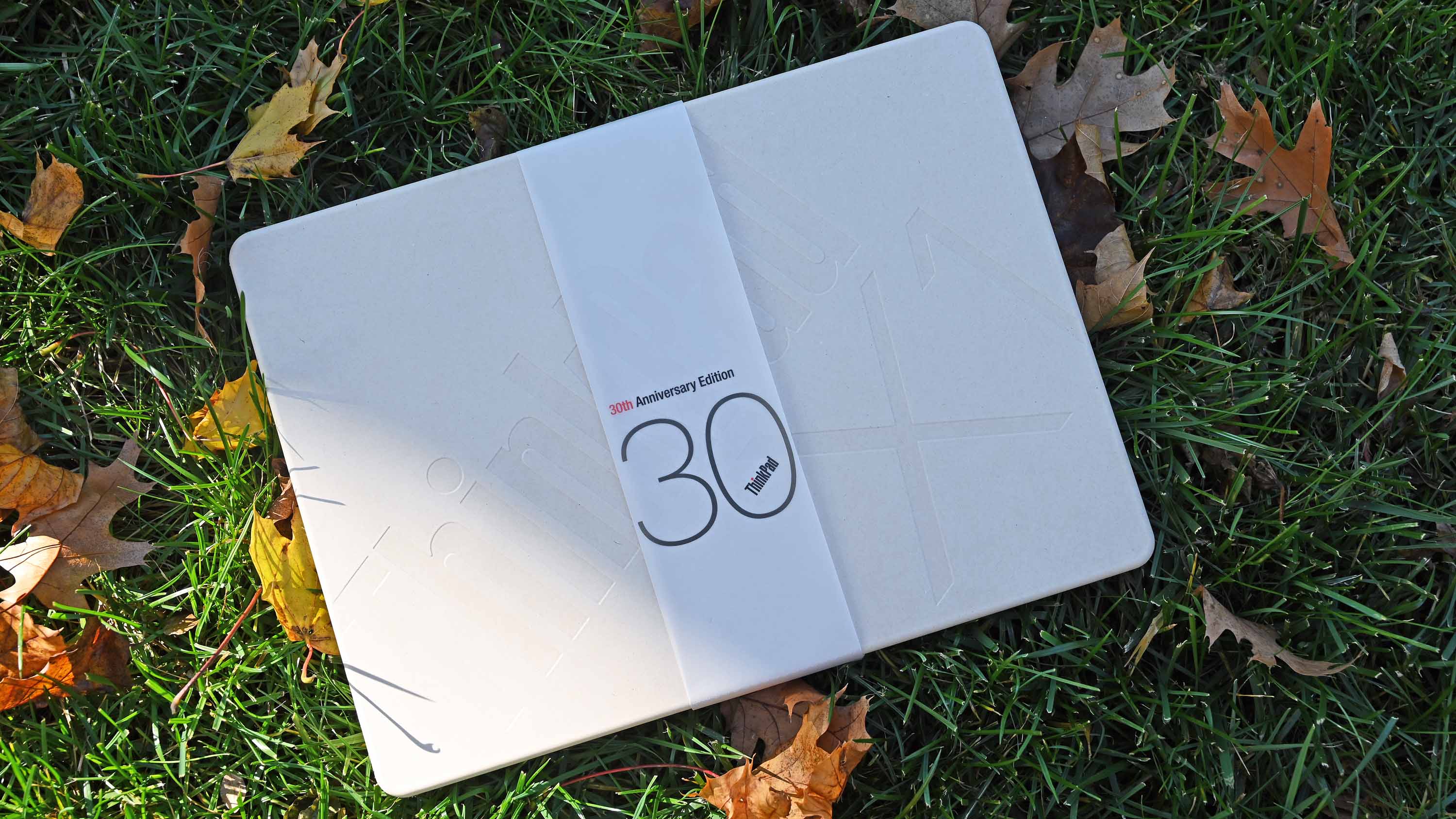ThinkPad X1 Carbon „Edition zum 30-jährigen Jubiläum“