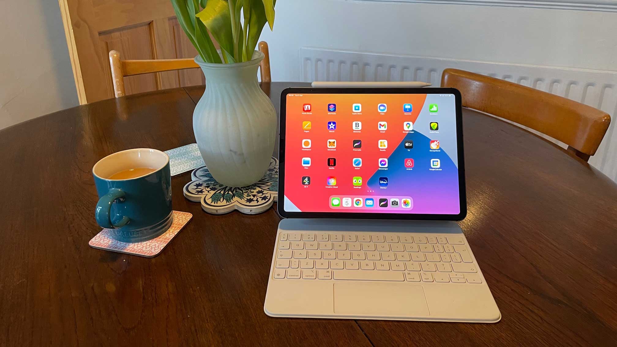 Just bought a new Magic Keyboard for the iPad Pro 11 inch. Looks