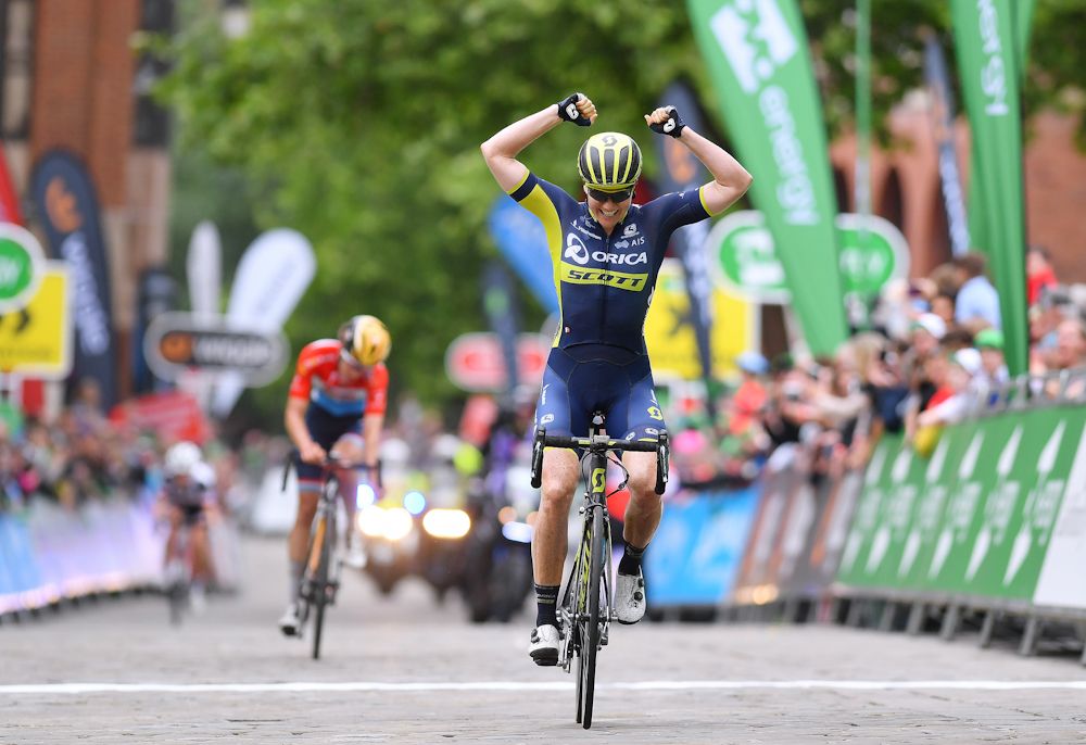 Sarah Roy (Orica-Scott) wins stage 4 at the Women's Tour