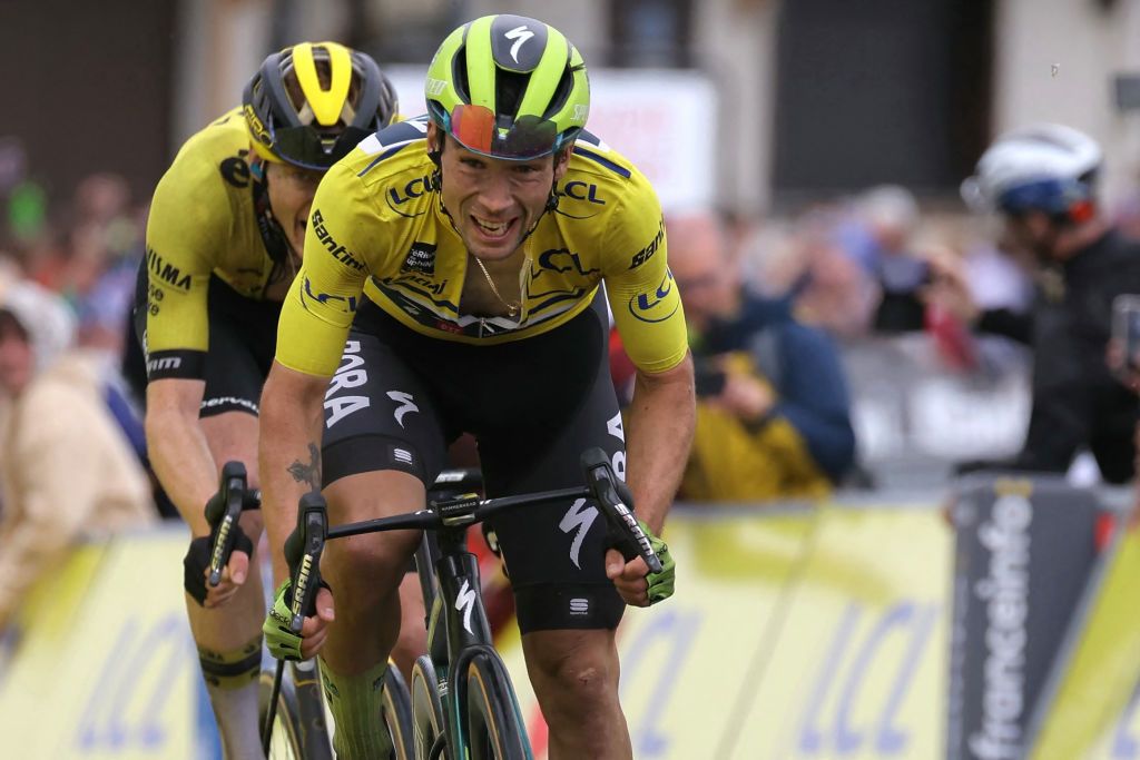 Primož Roglič (Bora-hansgrohe) wins stage 7