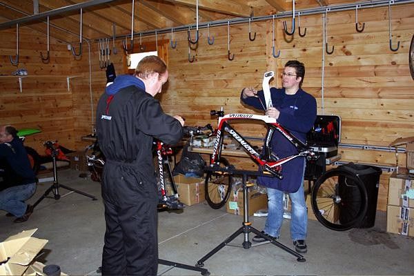 No rest day for the mechanics as they work to build a time trial bike for every rider