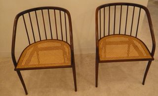 Pair of armrest chairs
