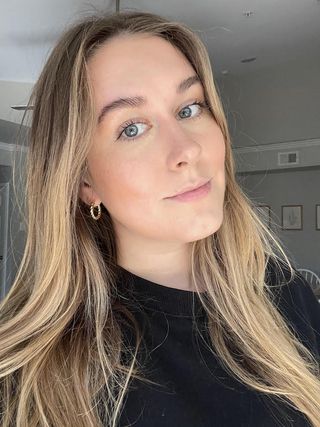 Beauty editor Kaitlyn McLintock wearing Chanel Les Beiges Foundation